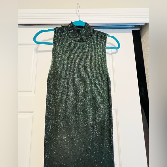 Women’s dress size M - Picture 2 of 5